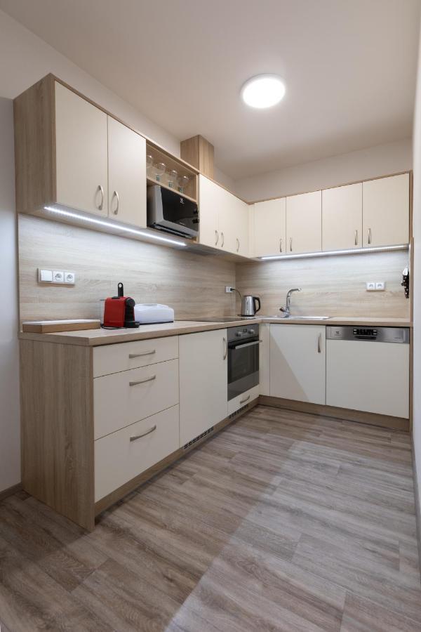 Apartmany Za Dvorem Velké Pavlovice Exterior foto